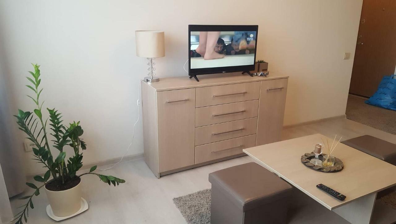 Lieporiu Apartamentai Šiauliai المظهر الخارجي الصورة